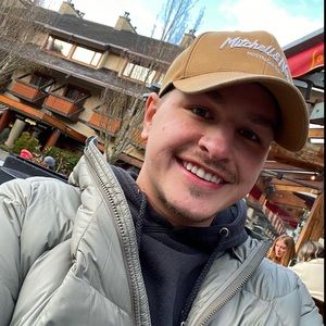 Meet your Posher, Nick